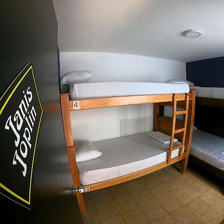 Rock Hostel Μεντεγίν Εξωτερικό φωτογραφία